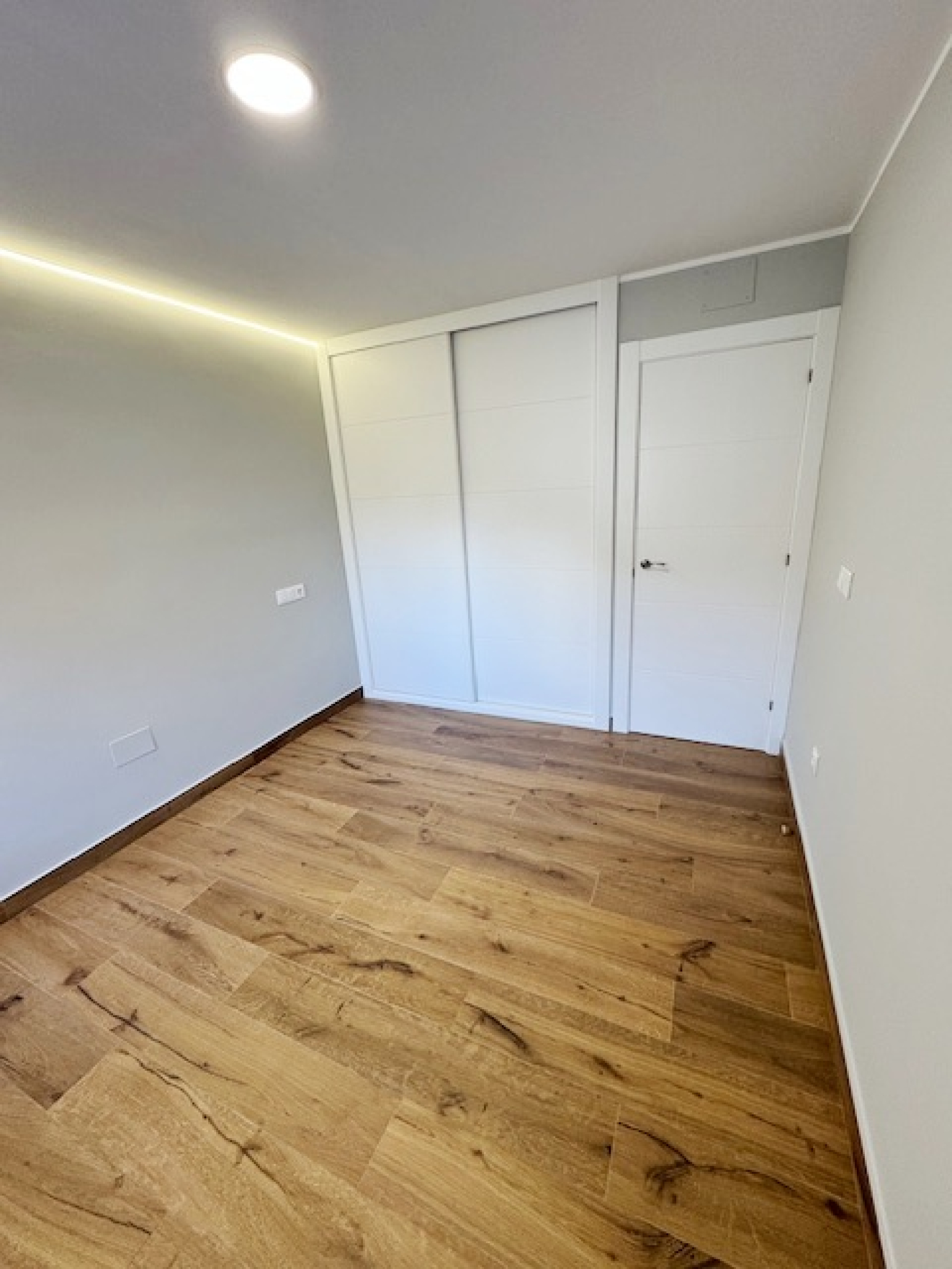 Pisos-Venta-AvilÃ©s-1586726-Foto-4