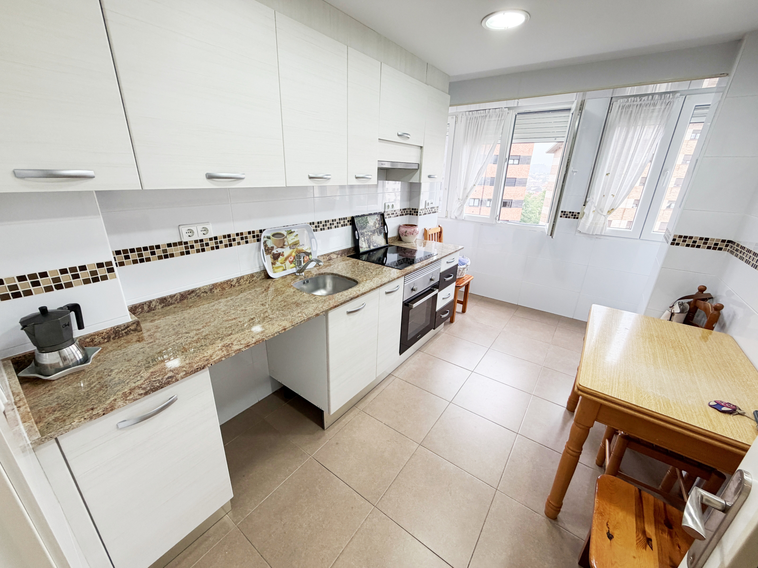 Pisos-Venta-AvilÃ©s-2336143-Foto-2