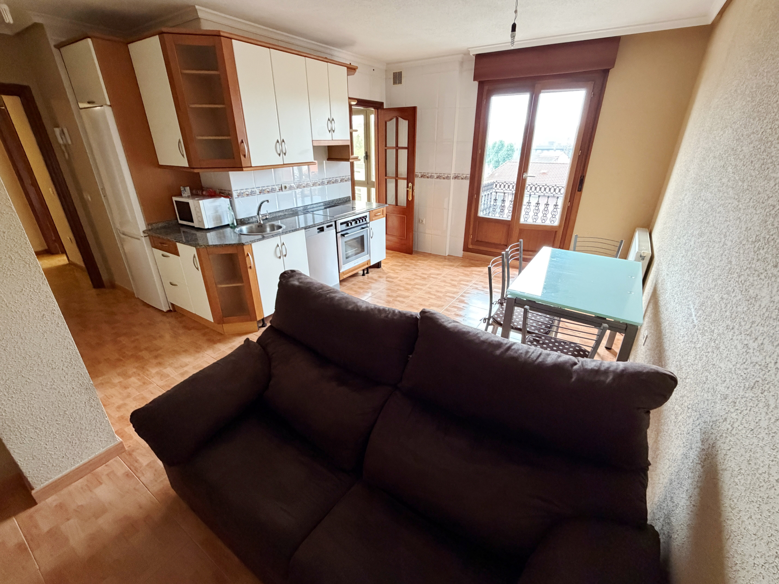 Pisos-Alquiler-AvilÃ©s-2336164-Foto-1