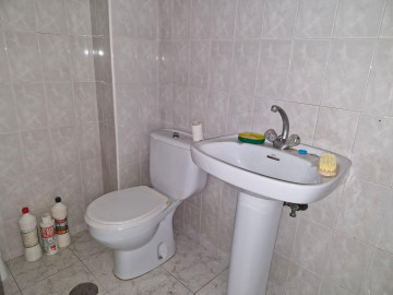 Locales-Venta-Torrelavega-2311307-Foto-9-Carrousel