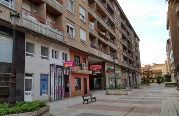 Locales-Venta-Torrelavega-2311307-Foto-3-Carrousel