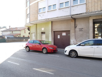 Locales-Venta-Los Corrales de Buelna-2311316-Foto-1-Carrousel