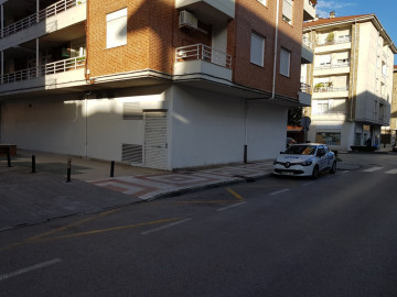 Locales-Venta-Los Corrales de Buelna-2311319-Foto-4-Carrousel