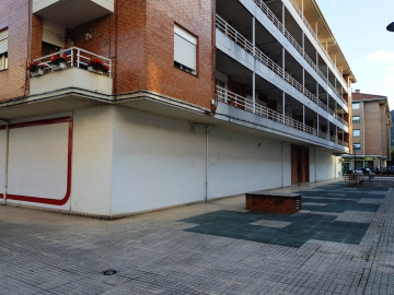 Locales-Venta-Los Corrales de Buelna-2311319-Foto-1-Carrousel