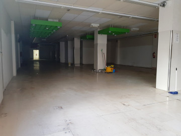 Locales-Venta-Los Corrales de Buelna-2311319-Foto-6-Carrousel