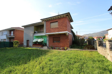 Casas o chalets-Venta-Los Corrales de Buelna-2311331-Foto-0-Carrousel