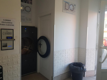 Locales-Venta-Torrelavega-2311367-Foto-4-Carrousel