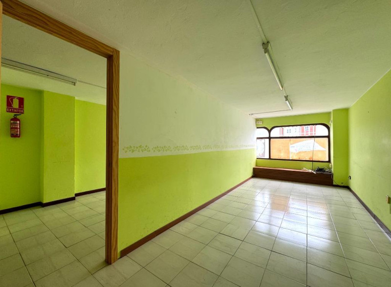 Locales-Venta-Los Corrales de Buelna-2311373
