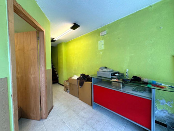 Locales-Venta-Los Corrales de Buelna-2311373-Foto-7-Carrousel