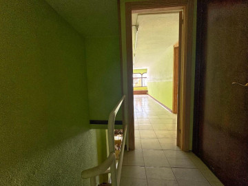 Locales-Venta-Los Corrales de Buelna-2311373-Foto-5-Carrousel