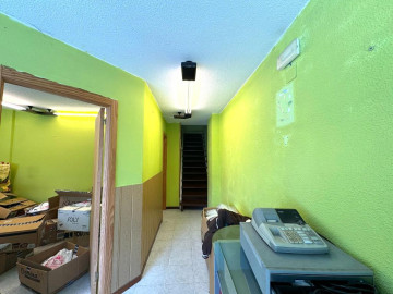 Locales-Venta-Los Corrales de Buelna-2311373-Foto-8-Carrousel