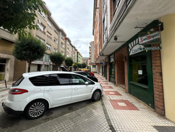 Locales-Venta-Los Corrales de Buelna-2311379-Foto-47-Carrousel