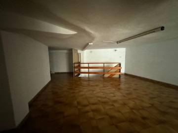 Locales-Alquiler-Los Corrales de Buelna-2311382-Foto-9-Carrousel