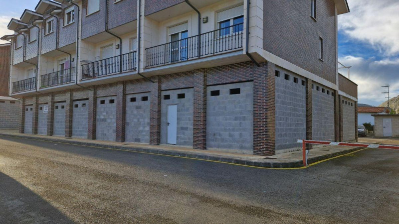 Locales-Venta-San Felices de Buelna-2311427