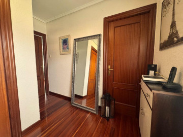 Casas o chalets-Venta-Los Corrales de Buelna-2311439-Foto-12-Carrousel