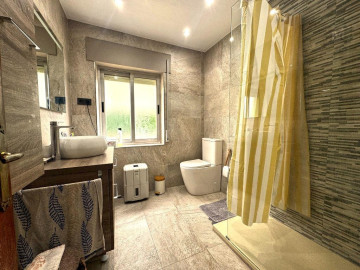 Casas o chalets-Venta-Los Corrales de Buelna-2311439-Foto-7-Carrousel
