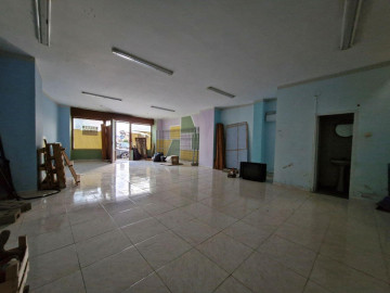 Locales-Venta-Los Corrales de Buelna-2311457-Foto-2-Carrousel
