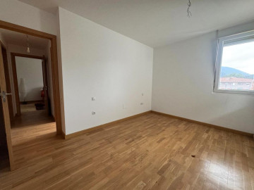 Pisos-Venta-Los Corrales de Buelna-2311472-Foto-8-Carrousel
