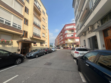 Locales-Venta-Los Corrales de Buelna-2311475-Foto-1-Carrousel