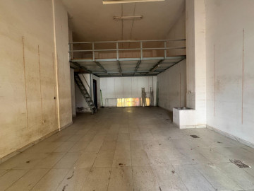 Locales-Venta-Los Corrales de Buelna-2311475-Foto-16-Carrousel