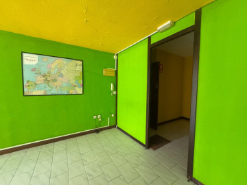 Locales-Alquiler-Los Corrales de Buelna-2311478-Foto-10-Carrousel
