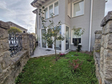 Casas o chalets-Venta-Torrelavega-2311508-Foto-2-Carrousel