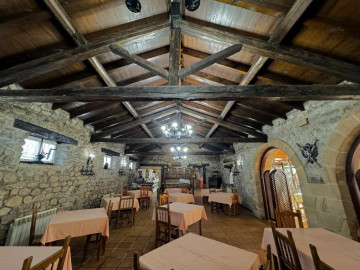 Negocios-Alquiler-Los Corrales de Buelna-2311529-Foto-21-Carrousel