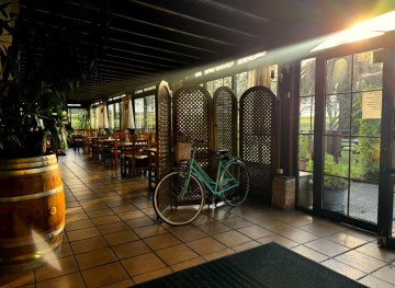 Negocios-Alquiler-Los Corrales de Buelna-2311529-Foto-1-Carrousel