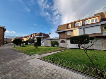 Locales-Venta-Torrelavega-2311544-Foto-14-Carrousel