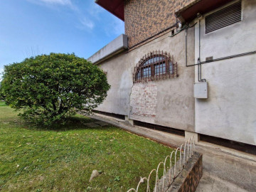 Locales-Venta-Torrelavega-2311544-Foto-13-Carrousel