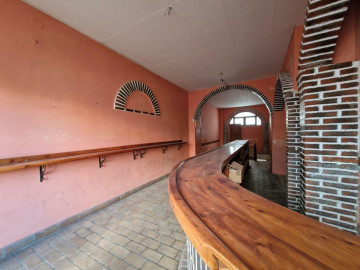 Locales-Venta-Torrelavega-2311544-Foto-2-Carrousel