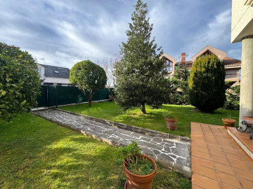 Casas o chalets-Venta-Torrelavega-2311574-Foto-2-Carrousel