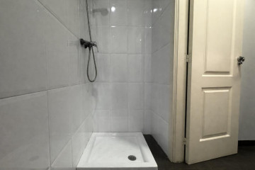 Locales-Venta-Los Corrales de Buelna-2311577-Foto-16-Carrousel