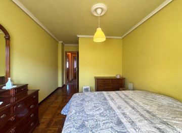Pisos-Venta-Los Corrales de Buelna-2311631-Foto-18-Carrousel