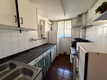Locales-Venta-Los Corrales de Buelna-2356030-Foto-12-Carrousel