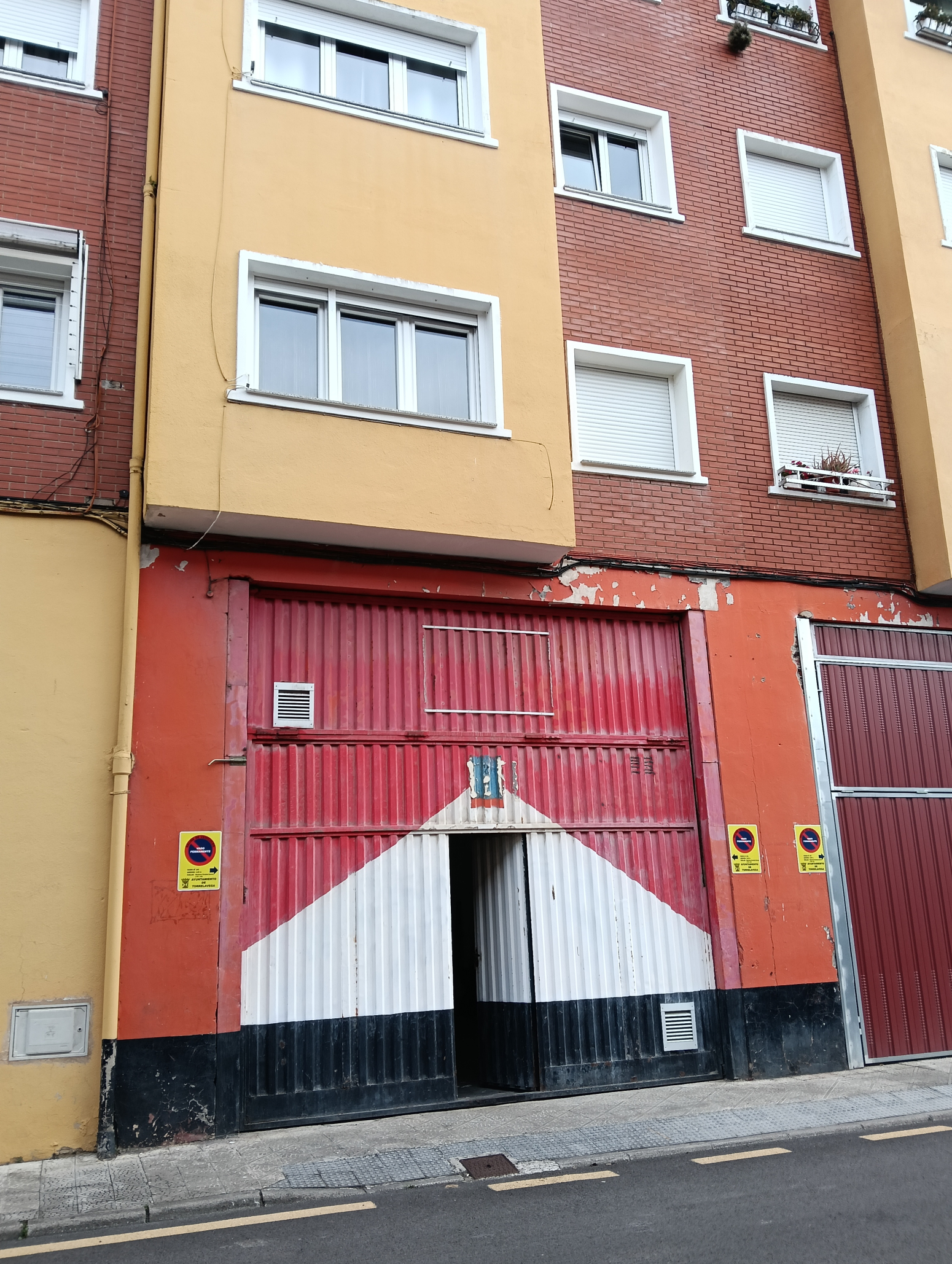 Garajes-Venta-Torrelavega-1439788-Foto-1