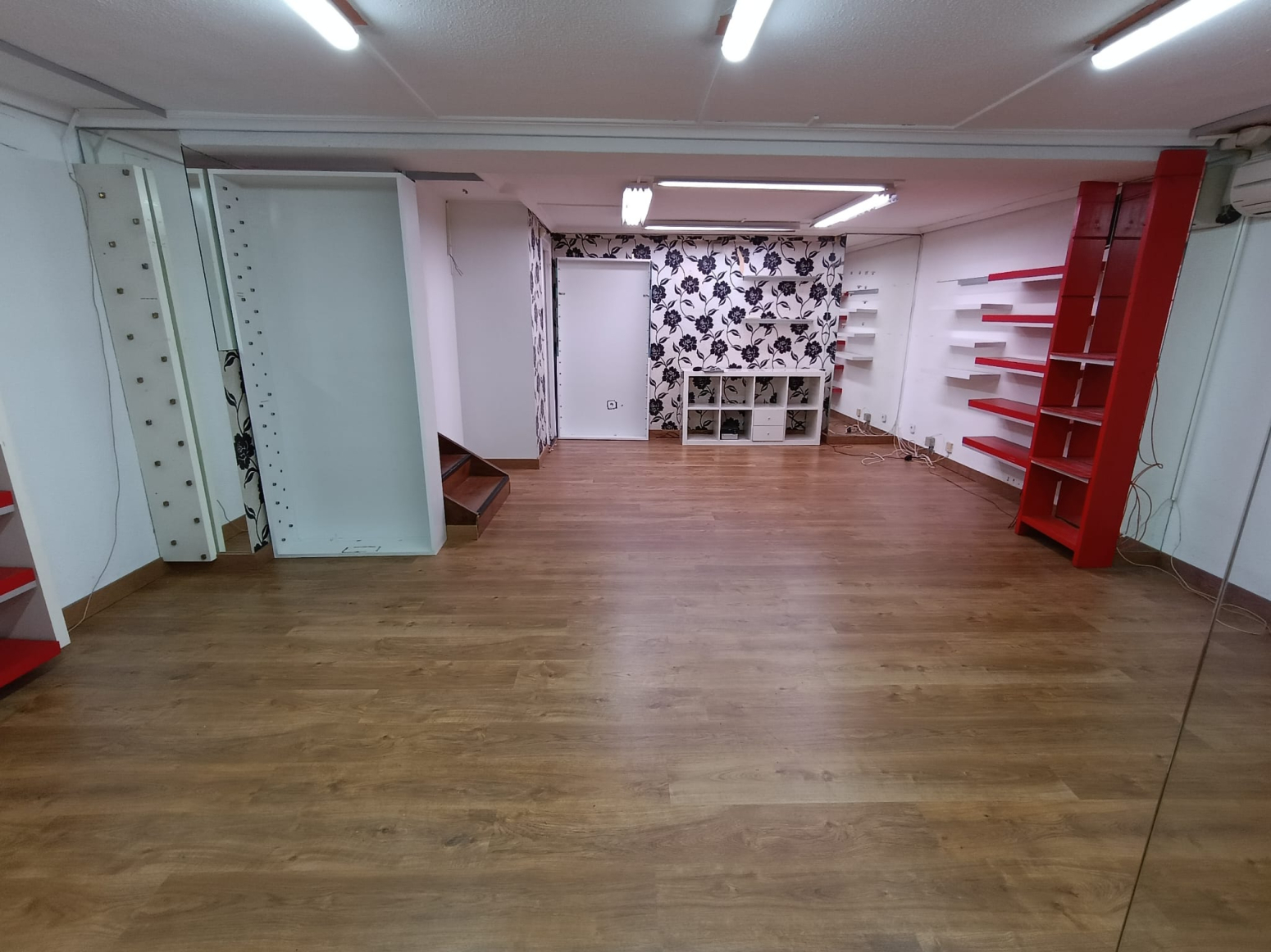 Negocios-Venta-Torrelavega-2315559-Foto-3