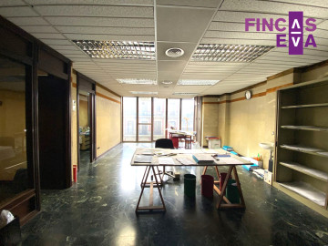 Oficinas-Venta-Barcelona-1070174-Foto-12-Carrousel