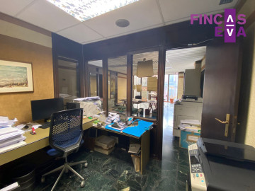 Oficinas-Venta-Barcelona-1070174-Foto-24-Carrousel