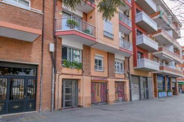 Pisos-Venta-CornellÃ  de Llobregat-1070151-Foto-1-Carrousel