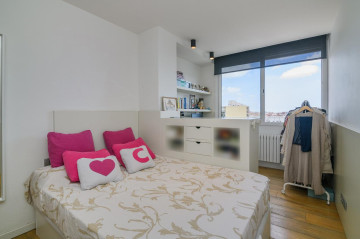 Pisos-Venta-Barcelona-1293845-Foto-32-Carrousel