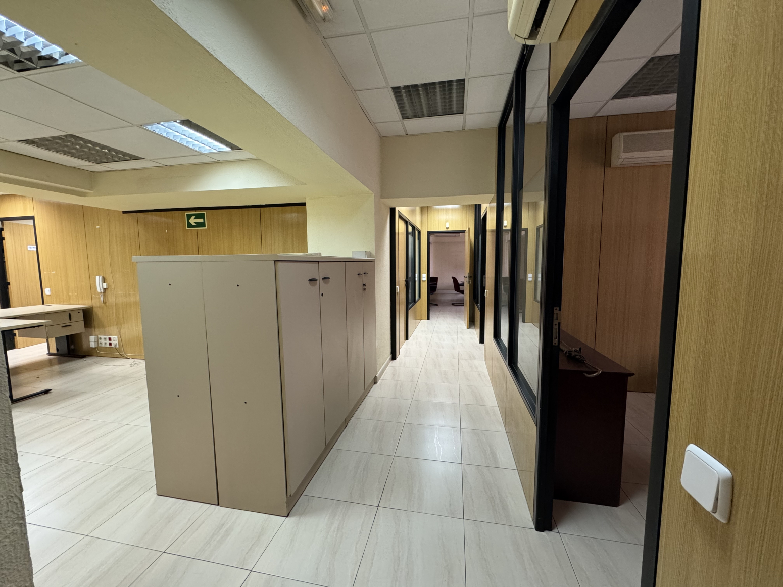 Oficinas-Venta-Barcelona-1466153-Foto-7