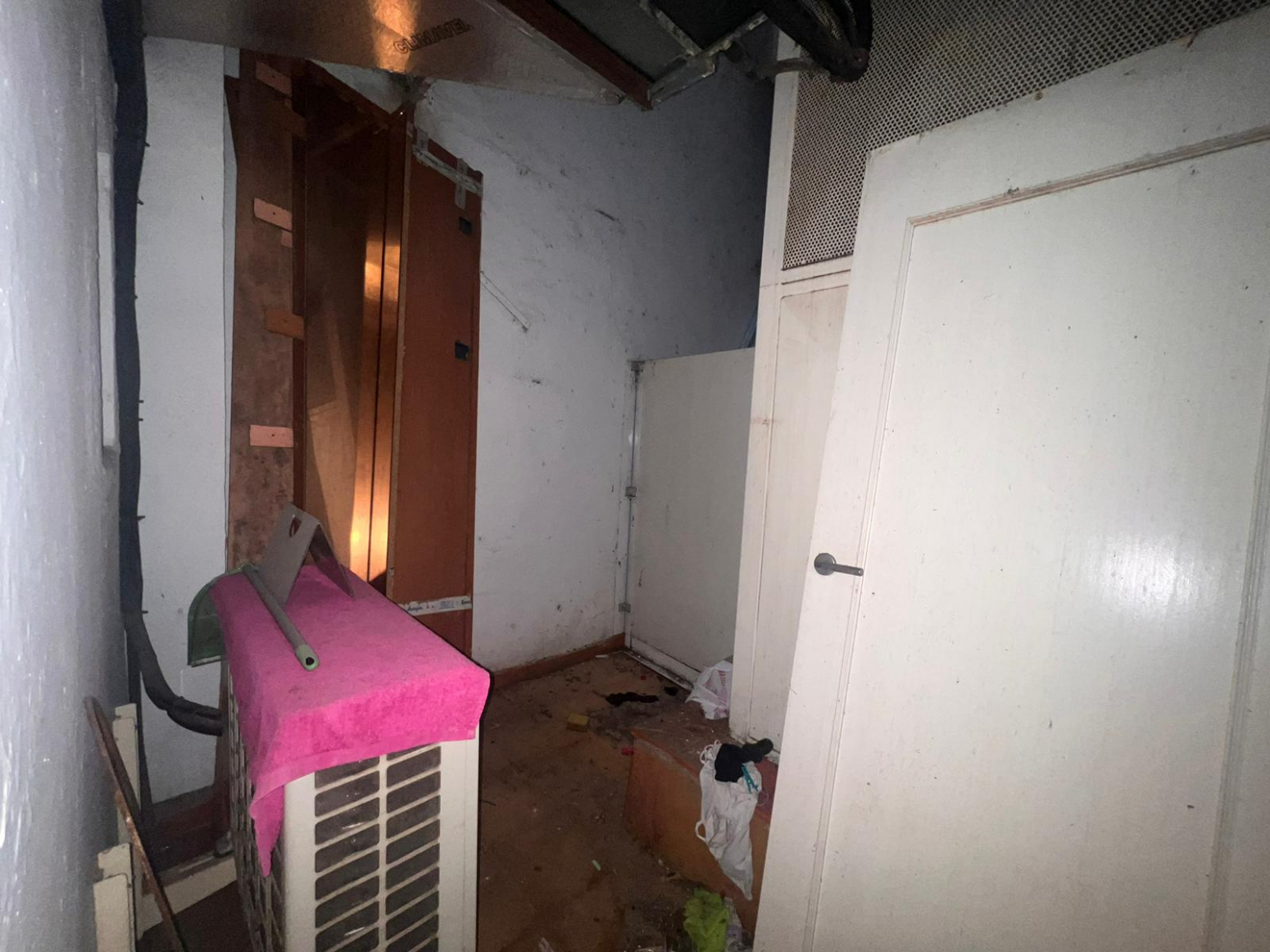 Locales-Venta-Santa Coloma de Gramanet-820664-Foto-16