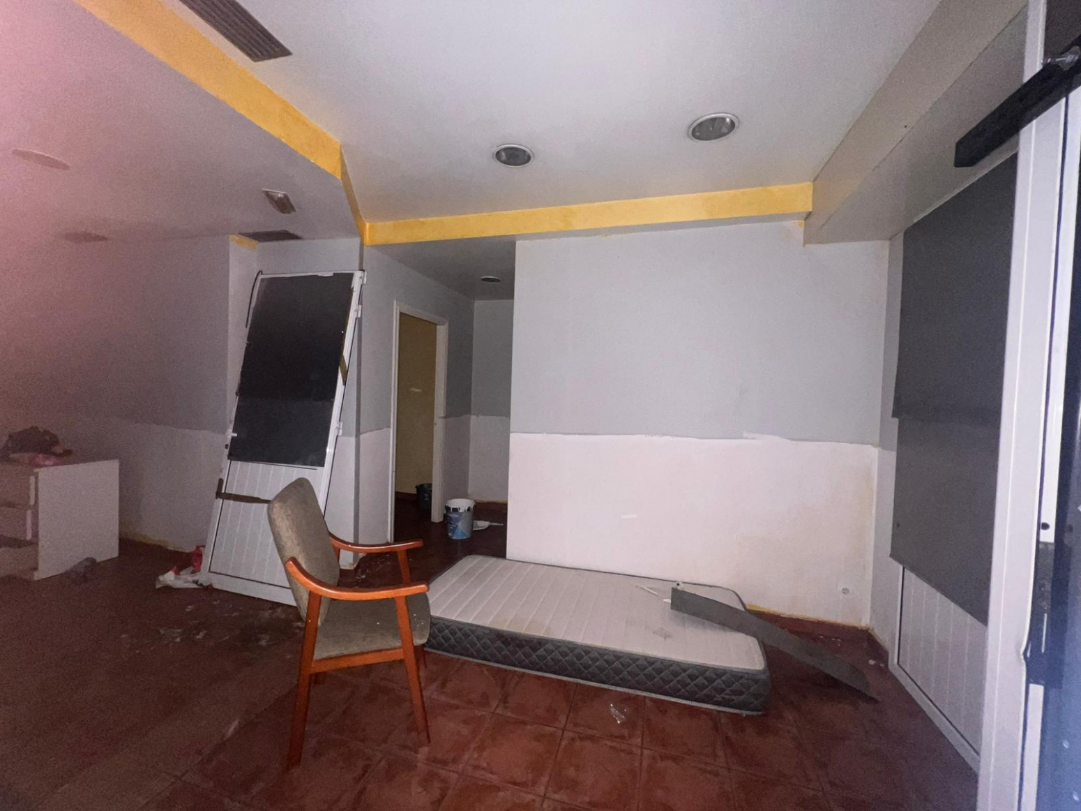 Locales-Venta-Santa Coloma de Gramanet-820664-Foto-2