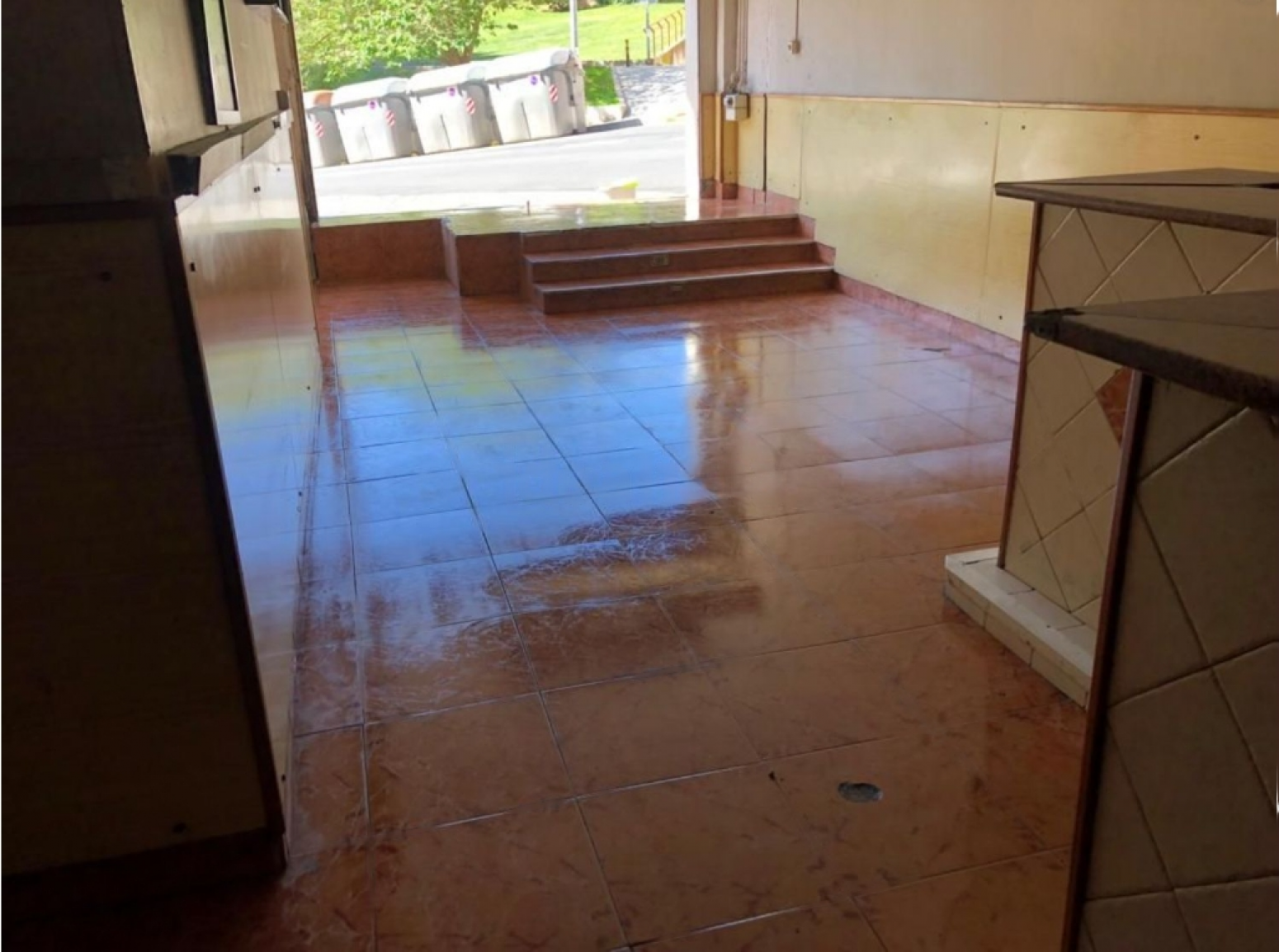 Locales-Venta-Badalona-910419-Foto-4