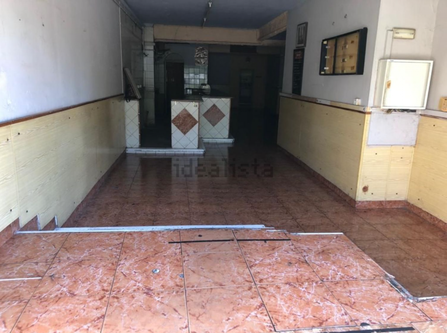 Locales-Venta-Badalona-910419-Foto-5