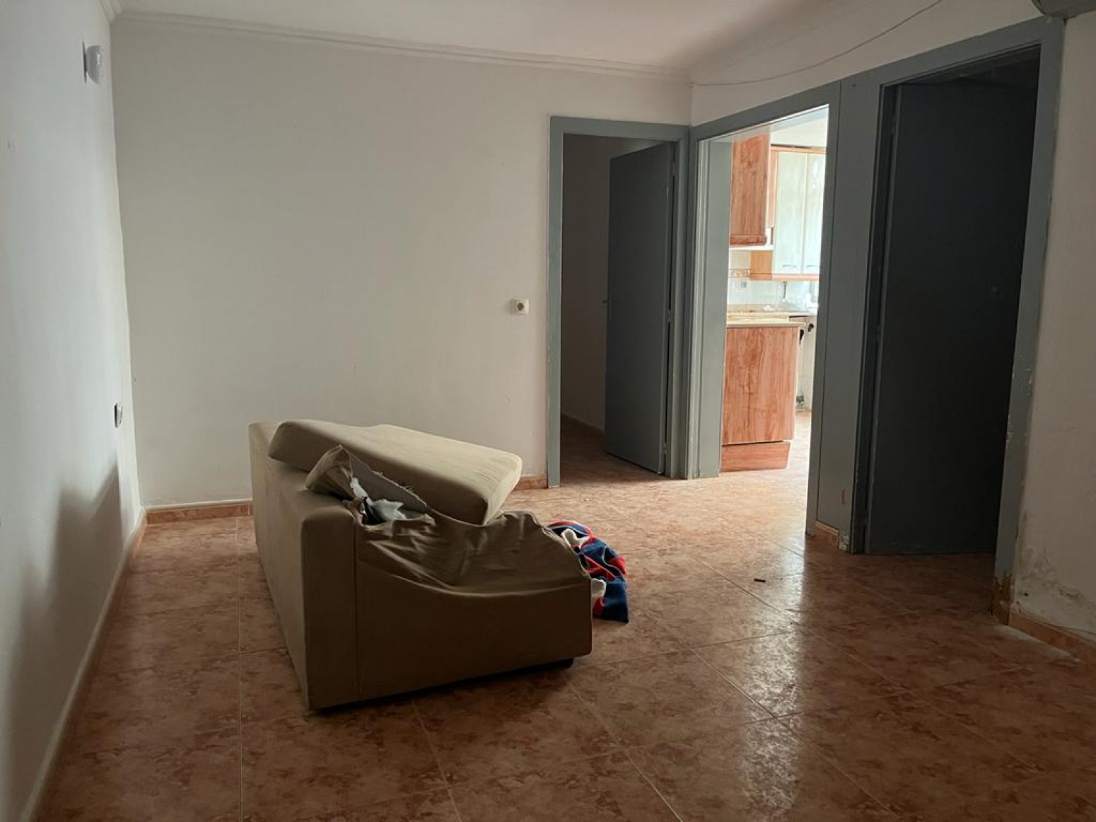 Sin Posesion-Venta-LÂ´Hospitalet de Llobregat-916808-Foto-6