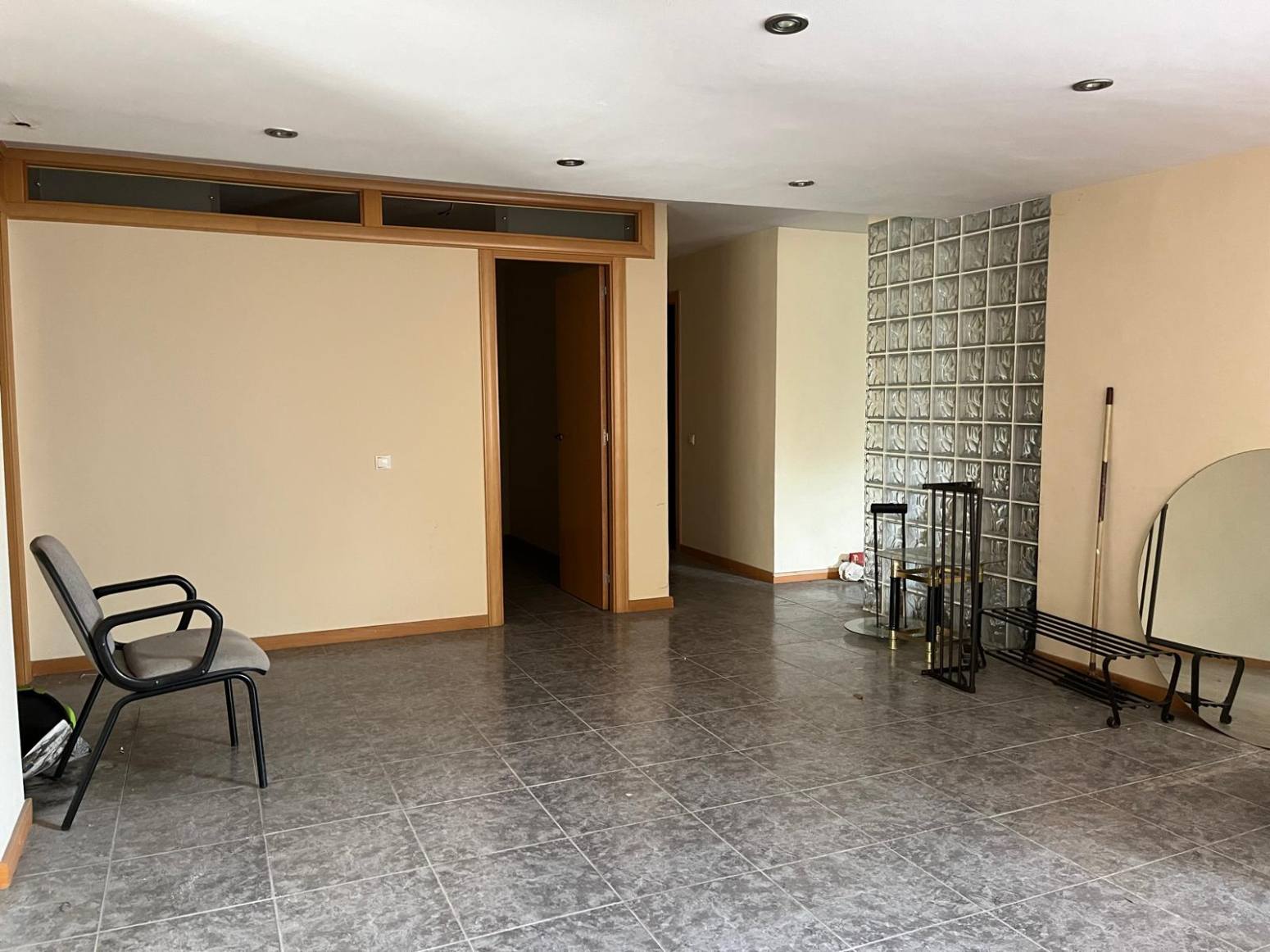 Oficinas-Venta-Santa Coloma de Gramanet-977868-Foto-7