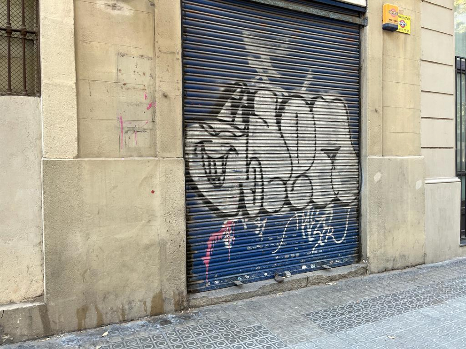 Locales-Venta-Barcelona-989449-Foto-8