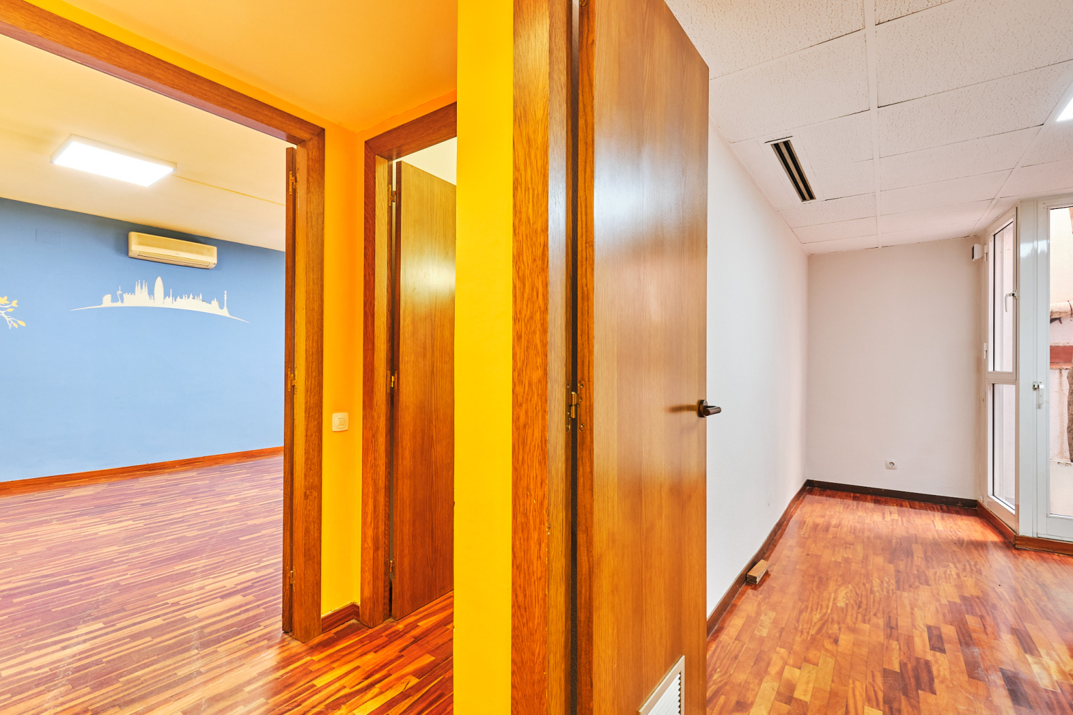 Oficinas-Venta-Barcelona-1343083-Foto-25